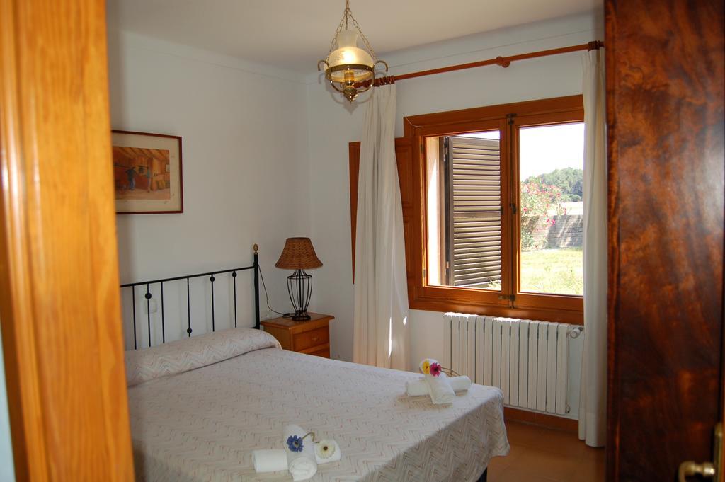 Private Villas Puerto Pollensa For Family Groups, Private Mountain Ideal For Runners, Trailers, Hikers, It Is Approximately 3 Minute Walk From The Beach Værelse billede