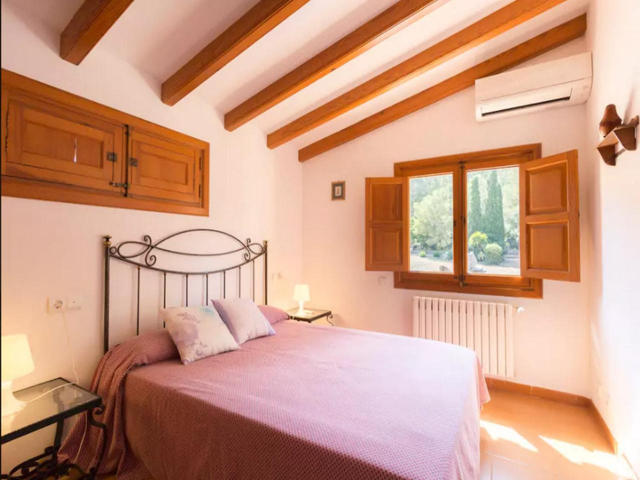Private Villas Puerto Pollensa For Family Groups, Private Mountain Ideal For Runners, Trailers, Hikers, It Is Approximately 3 Minute Walk From The Beach Eksteriør billede